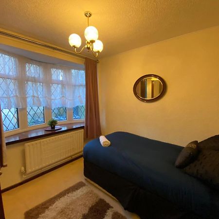 Serene 4Br In Harborne Close To Qe Hospital, Harborne Centre Birmingham Kültér fotó