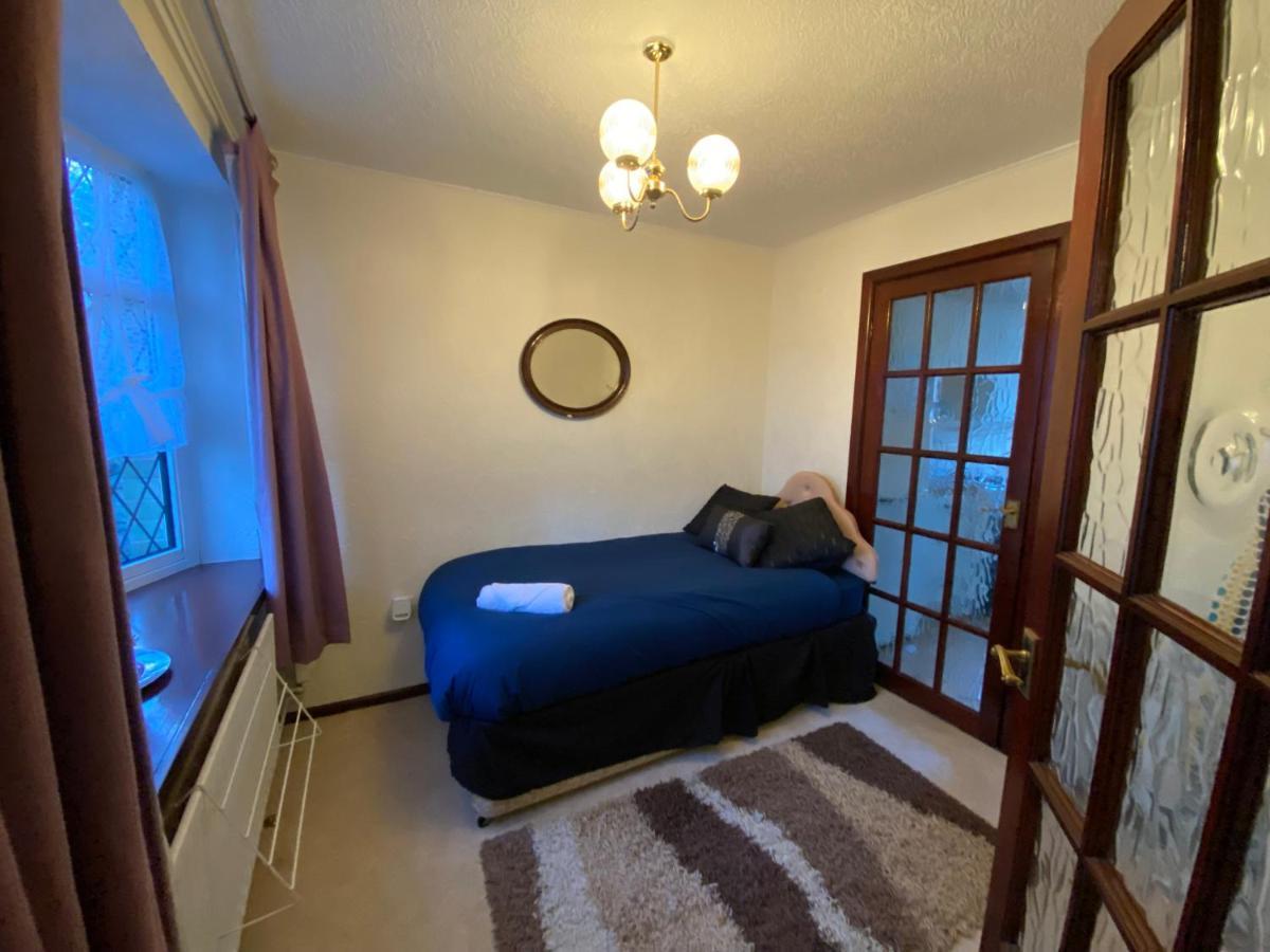 Serene 4Br In Harborne Close To Qe Hospital, Harborne Centre Birmingham Kültér fotó