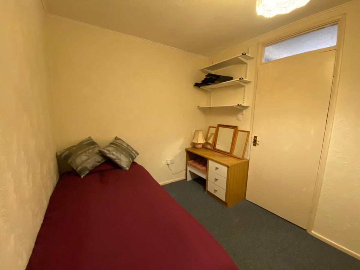 Serene 4Br In Harborne Close To Qe Hospital, Harborne Centre Birmingham Kültér fotó