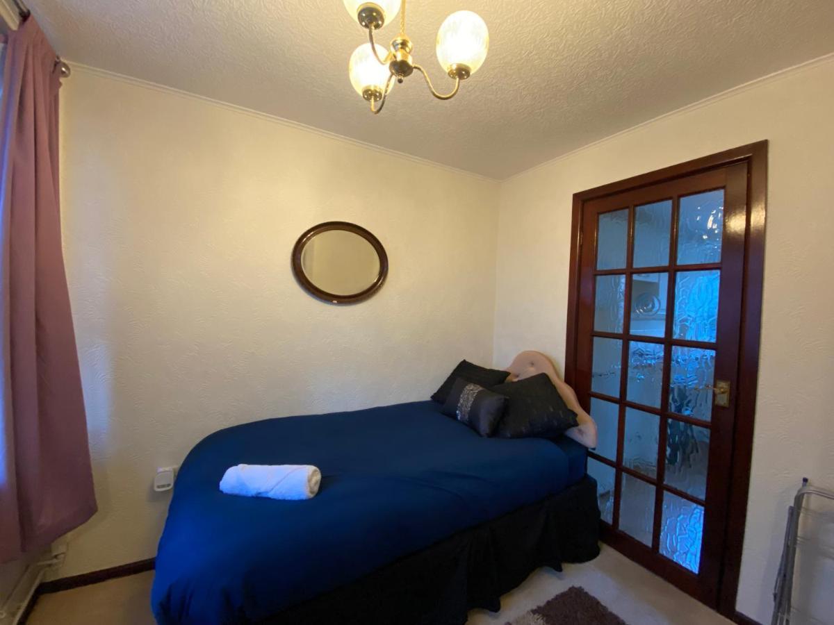 Serene 4Br In Harborne Close To Qe Hospital, Harborne Centre Birmingham Kültér fotó